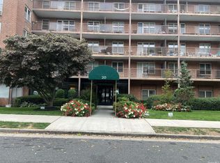 20 Wendell St APT 36B, Hempstead, NY 11550