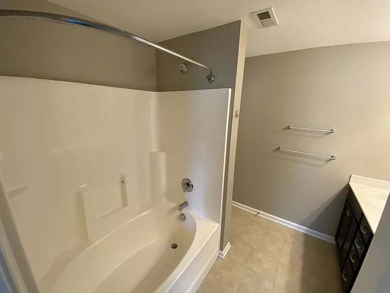 1634 Holly Grove Way — Photo 9