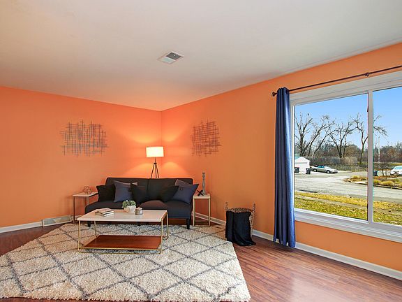 2nd image of 4343 Miramar Ave NE