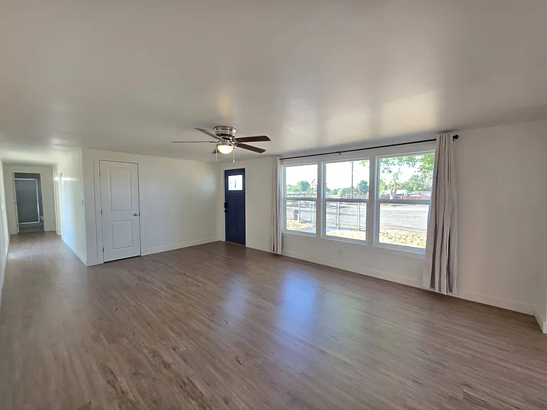 2021 Road 48 — Photo 5