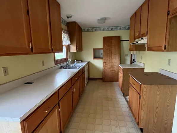 4231 High St, Logansport, IN 46947