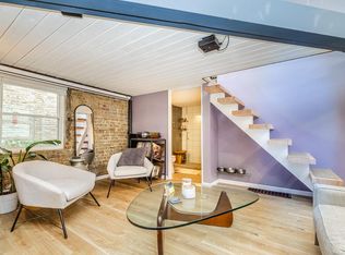 1037 W Dickens Ave, Chicago, IL 60614