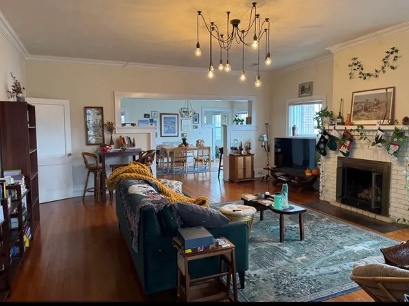 528 Woods Ave SW Floor 3, Roanoke, VA 24016
