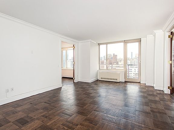 4th image of 308 E 72nd St APT 16D