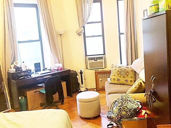4th image of 317 W 74th St APT 2D