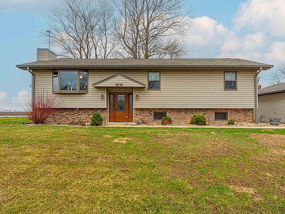 2nd image of 1301 1411th Ave