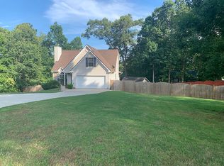 5590 Hancock Ln, Cumming, GA 30041