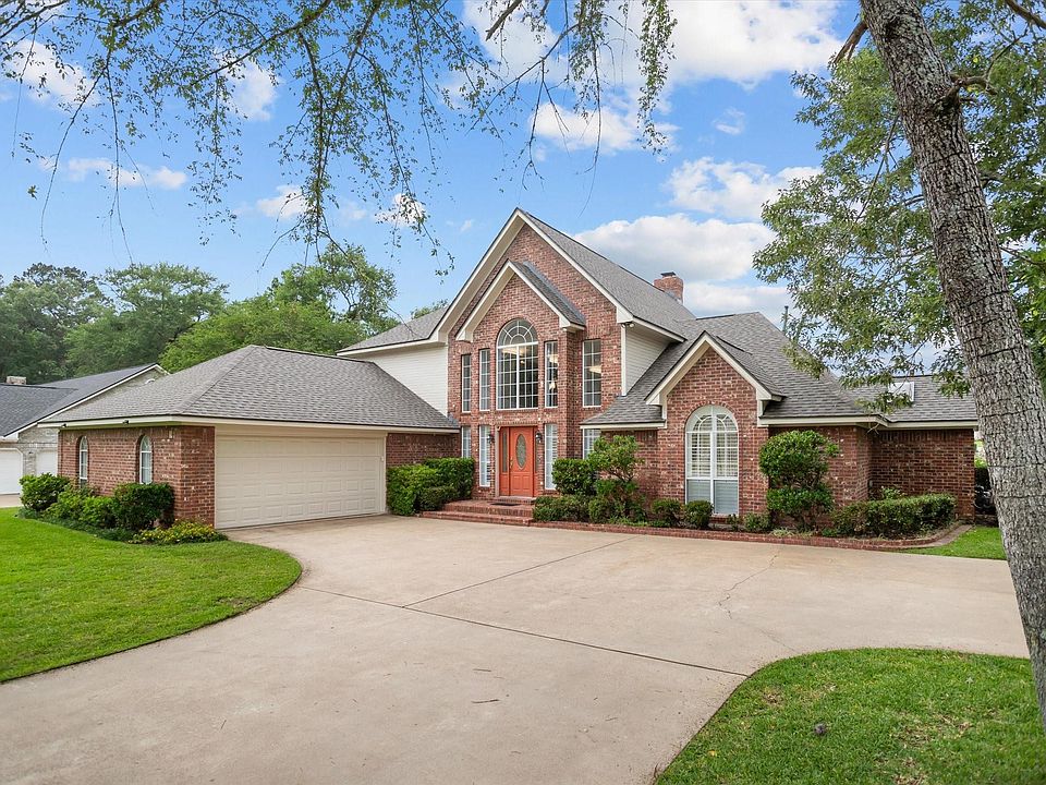 1st image of 123 Crown Colony Dr