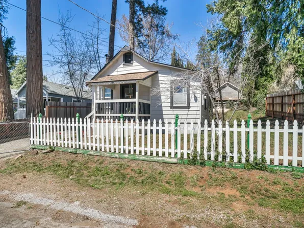 4025 Harris Rd, Camino, CA 95709