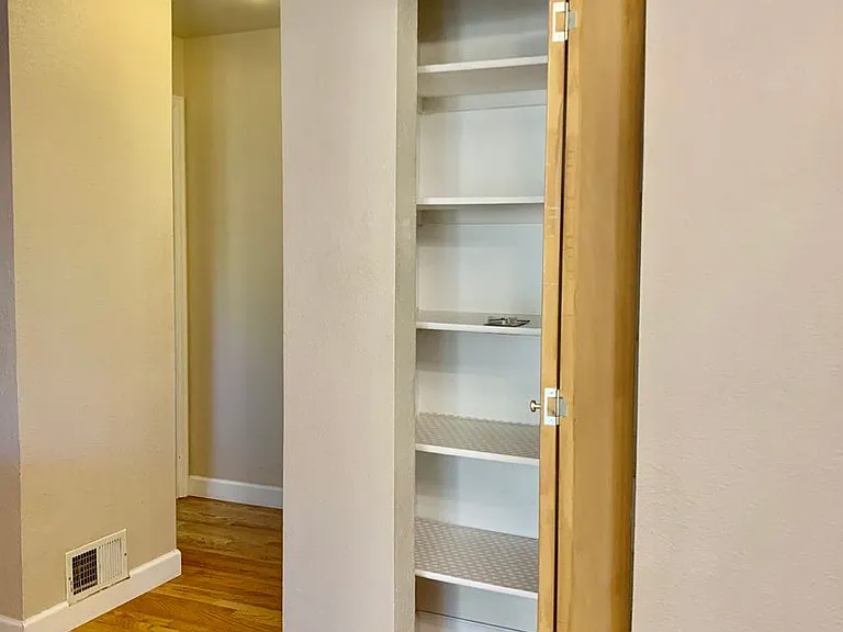 1757 Reliance Cir — Photo 6