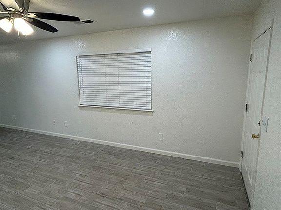 4th image of 711 Ripona Ave