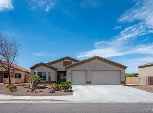 2713 Discovery Rd, Bullhead City, AZ 86442