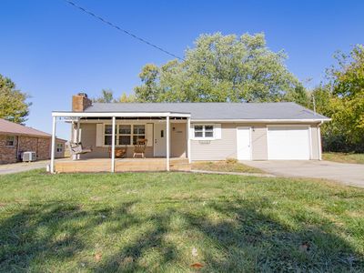 12360 W Jackson St, Yorktown, IN, 47396