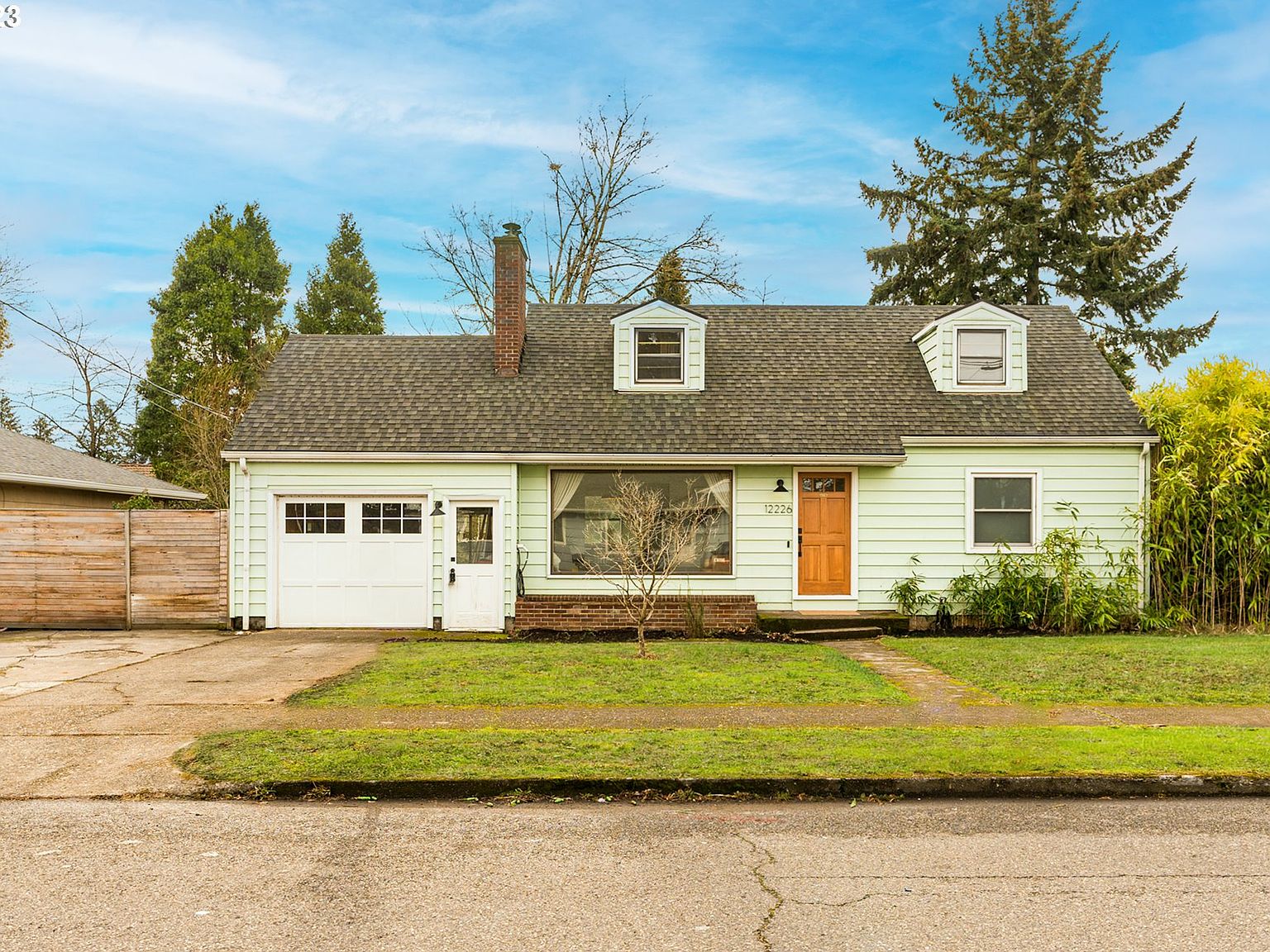 12226 SE Salmon St, Portland, OR 97233 Zillow