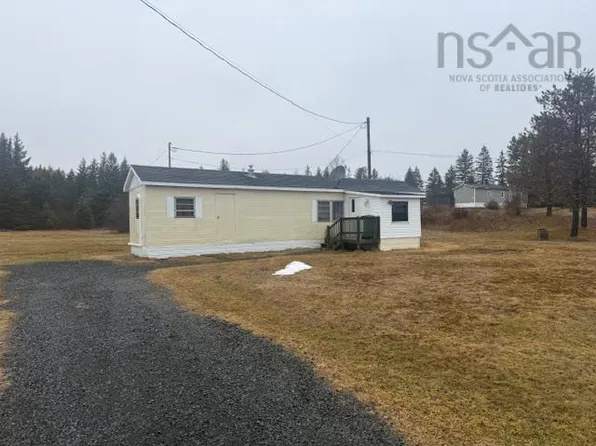 800 Highway 208, Simpsons Corner, NS B0R 1E0