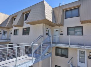 277 Bay Village Dr, Rochester, NY 14609