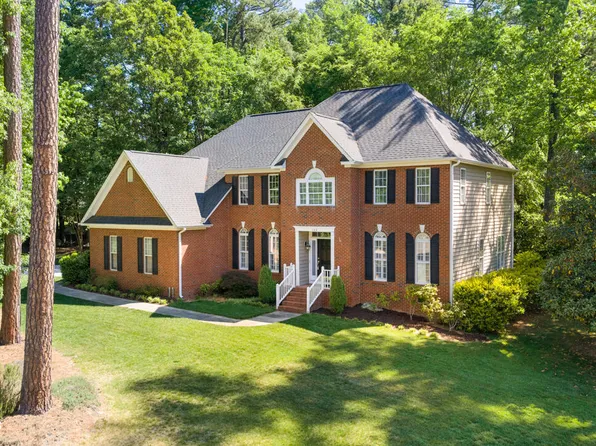 102 Arthur Ln, Durham, NC 27705