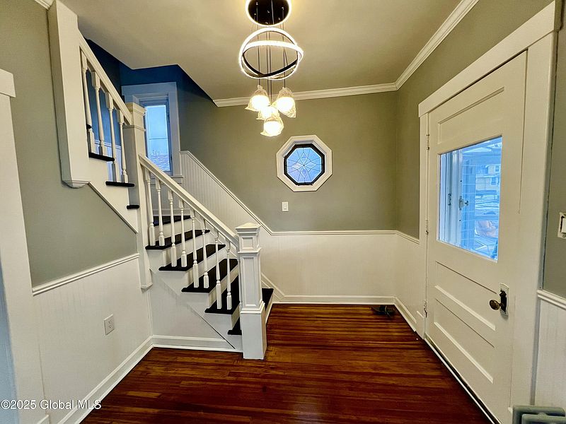 5th image of 1067 Van Velsen Street