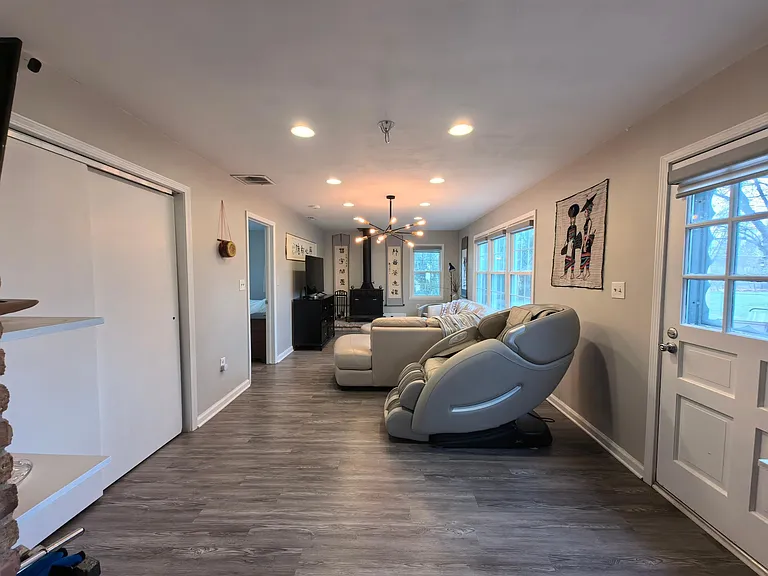 101 York Dr — Photo 9