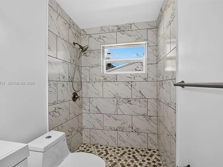 824 Bayberry Dr #824 — Photo 17