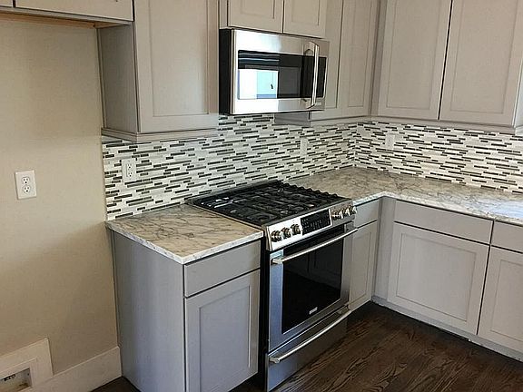 4th image of 5623 Kansas St #B
