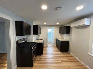 11 Groton Pl APT 3, Worcester, MA 01604