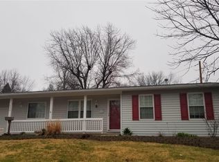 5248 Ville Rosa Ln, Hazelwood, MO