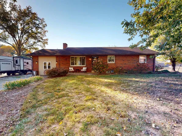 4371 N 2nd St, Dubois, IN 47527