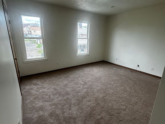 3rd image of 969 5th Ave #2