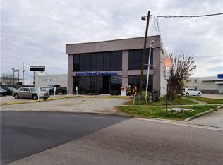 2309 Clearview Pkwy #2, Metairie, LA 70001