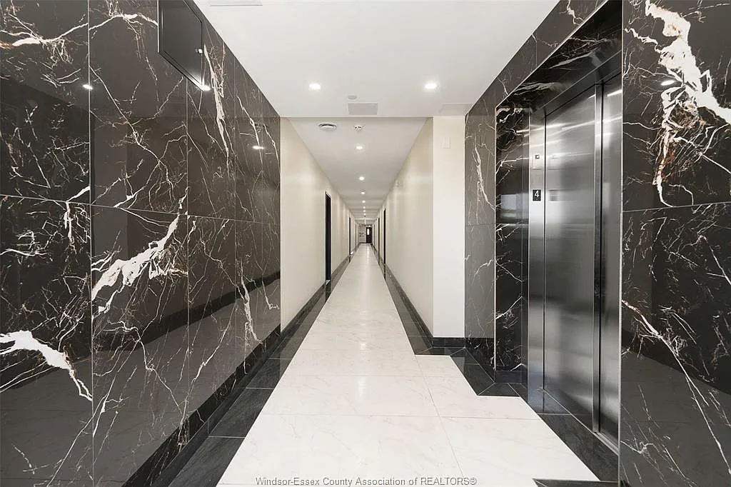 1 bed, 1.0 bath, $2,100 — Photo 4