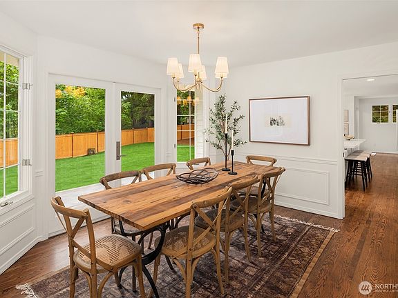 5th image of 4326 212th Avenue NE