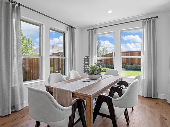 Dining area overlooking kitchen