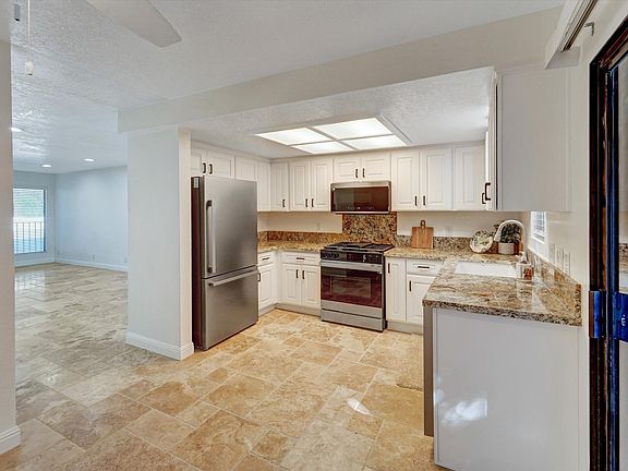 5th image of 1831 Foursite Ln #11