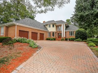 2609 Iron Forge Rd, Herndon, VA 20171