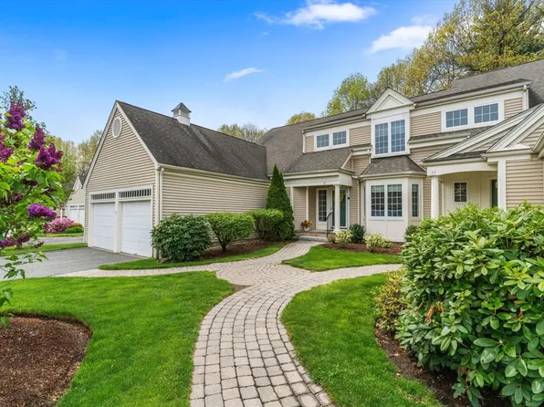 25 Imperial Ct Unit 25, Westborough, MA 01581