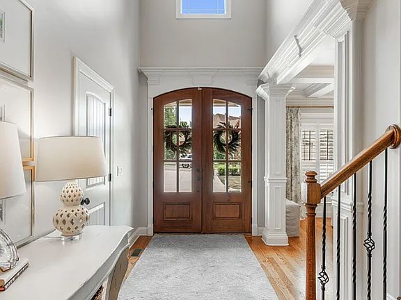 4th image of 8007 Hampton Cove Dr