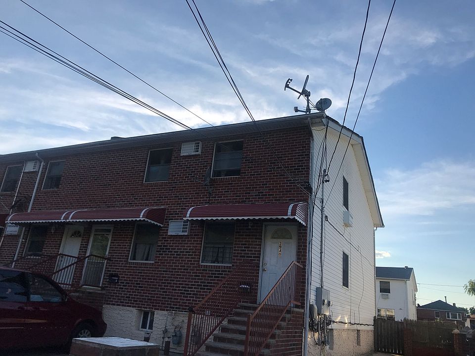 2nd image of 2940 Oceancrest Blvd