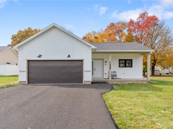 7349 Buckley Rd, Syracuse, NY 13212