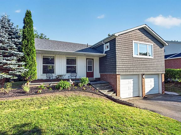 2nd image of 24 Regan Cres