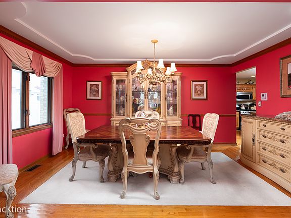 4th image of 8807 Timbers Pointe Dr E