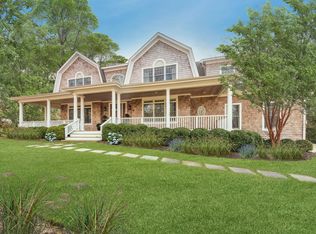 24 Turtle Pond Rd, Southampton, NY 11968