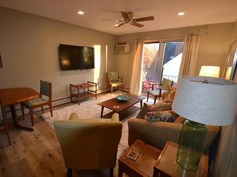 4815 Reading Rd #22 — Photo 2