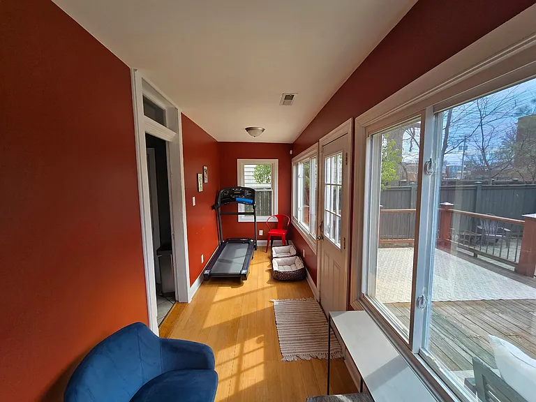 3225 Ellwood Ave — Photo 16