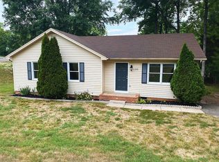 11508 Roslyn Rd, Fredericksburg, VA 22407