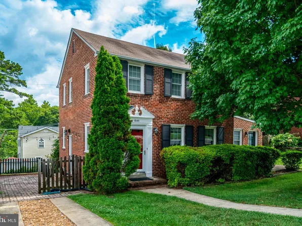 6145 12th St N, Arlington, VA 22205