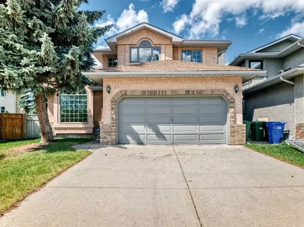 25 S Silverstone Mews NW, Calgary, AB T3B 5K8