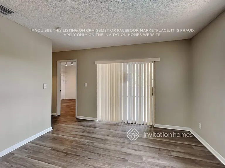 6864 NW 28th Ave — Photo 10