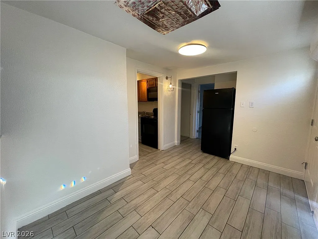 1 bed, 1.0 bath, 1396 sqft, $915 — Photo 3
