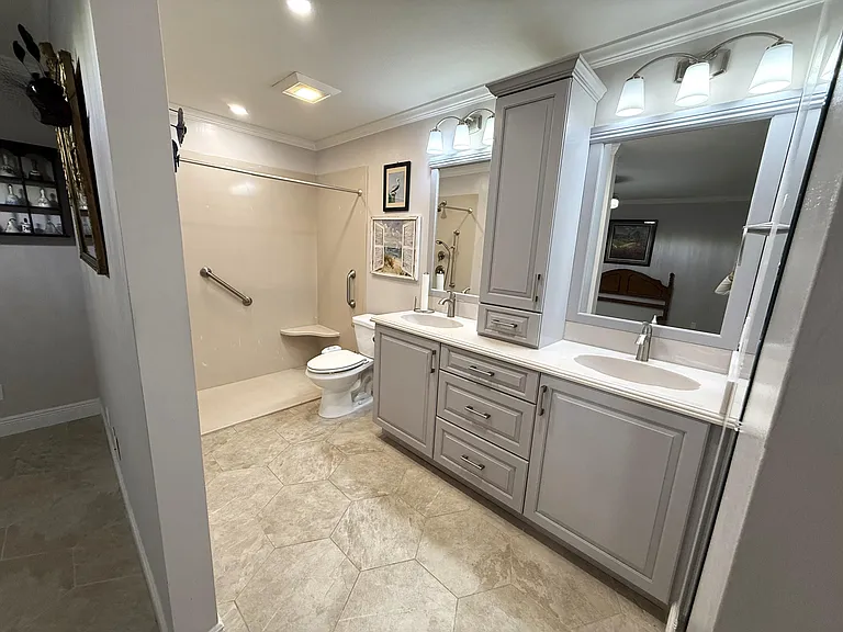 916 Savannas Point Dr #E — Photo 30